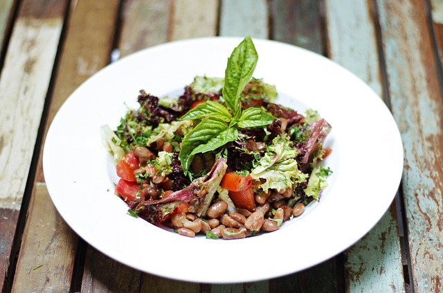 How to Make Kidney Bean Salad (Rajma Salad) At Home